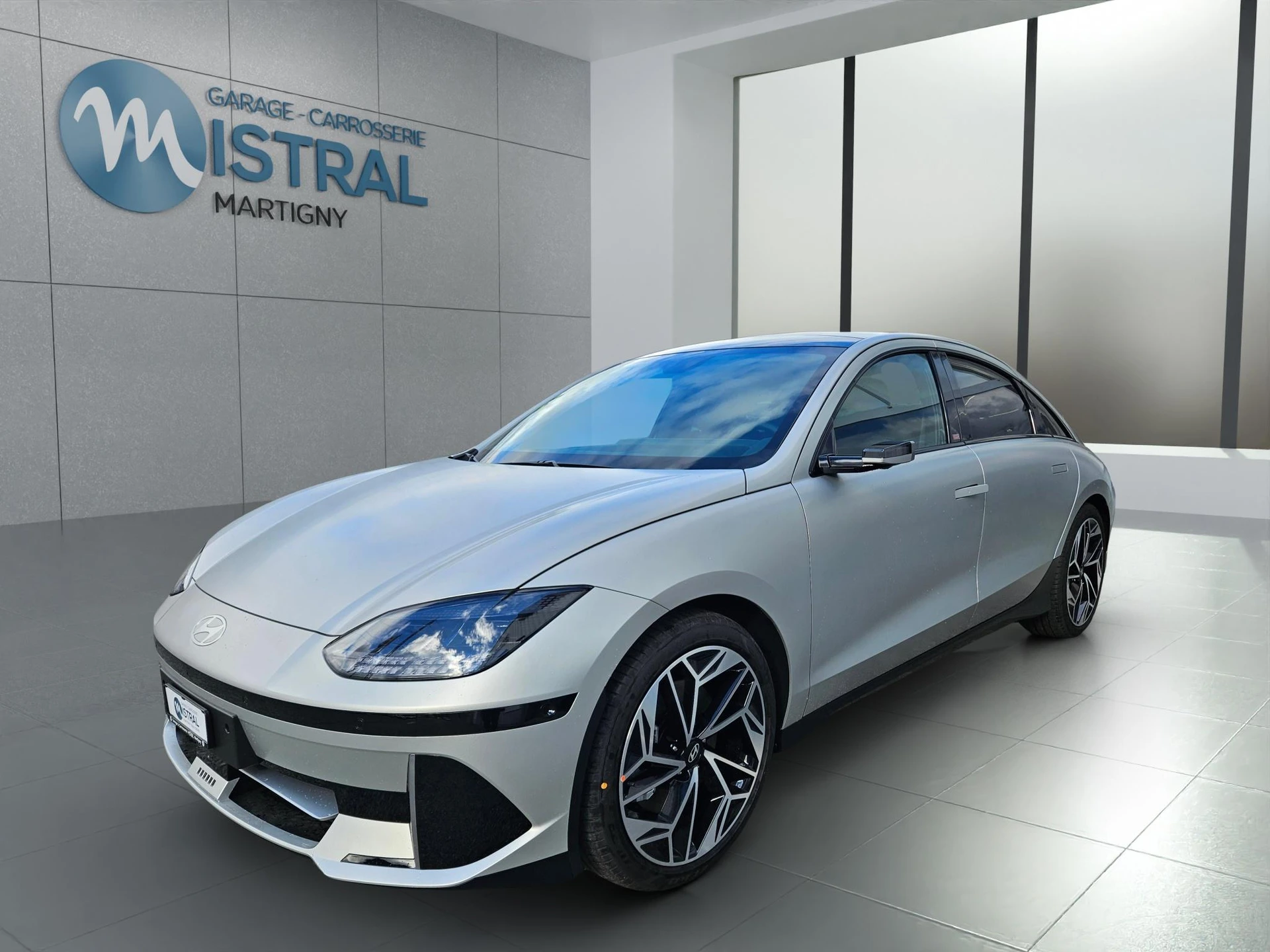 HYUNDAI IONIQ 6